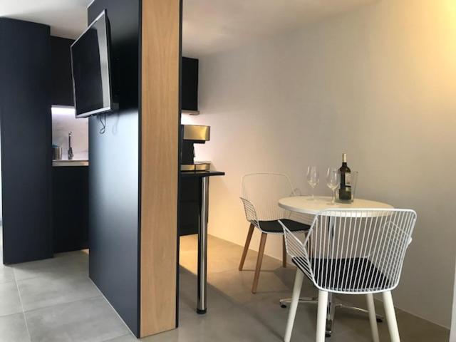Acogedor Estudio Suite En Urbanizacion Tranquila 法马拉 外观 照片